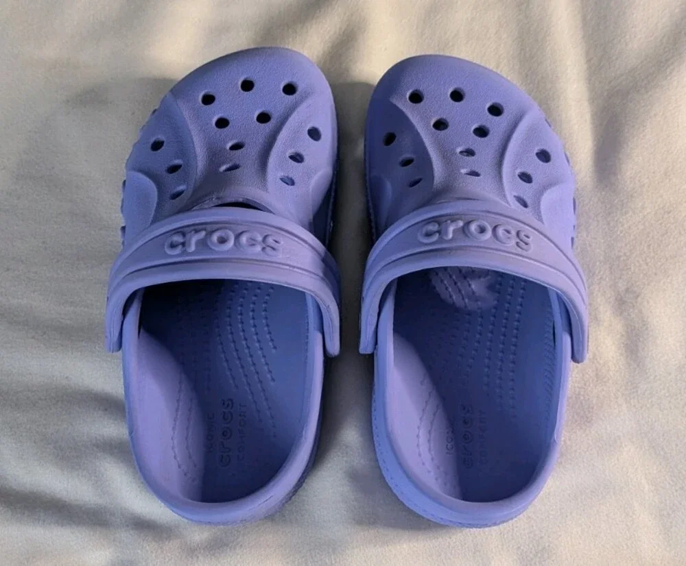 Crocs Classic Clog Unisex Kids Purple Rubber Slip On Clog Sandals C9